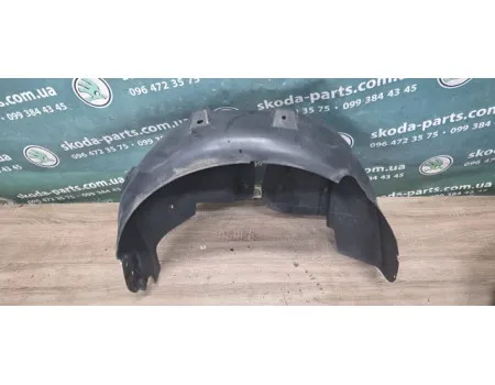 Підкрилок заднього крила лівий Skoda Superb VAG (3B0810971E)