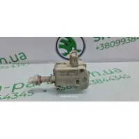 Двигун лючка паливного баку Skoda Octavia Tour 3B0819773B VAG (3B0819773B)