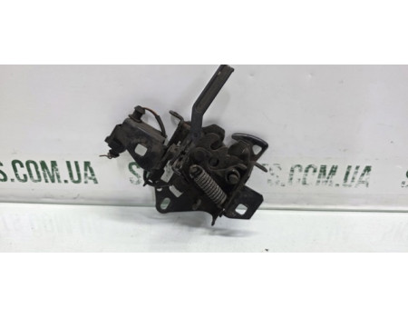 Замок капоту Volkswagen Golf 4 VAG (3B0823509R)