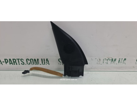 Корпус пищалки з пищалкою лівий Skoda Superb 3B0837993 VAG (3B0837993)