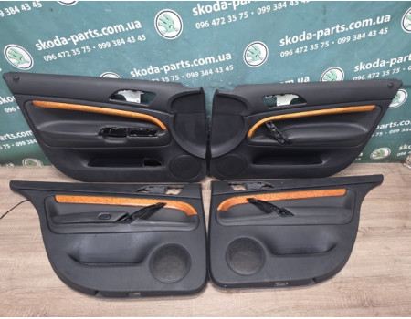 Карти дверей обшивка дверей комплект 4шт шкіра Skoda Superb VAG (3B0867011)