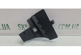 Кронштейн кріплення блоку управління та динаміки парктроніка Skoda Superb 3B0919285 VAG (3B0919285)