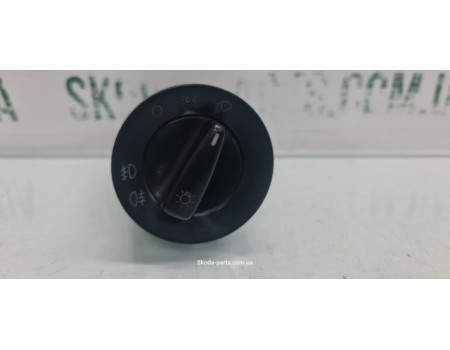 Перемикач світла фар Skoda Octavia tour 3B0941531C VAG (3B0941531C)