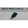 Датчик увімкнення стопсигналу Skoda Superb 3B0945511A VAG (3B0945511A)