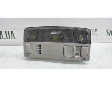 Плафон підсвітки салону Skoda Fabia New VAG (3B0947105CM)