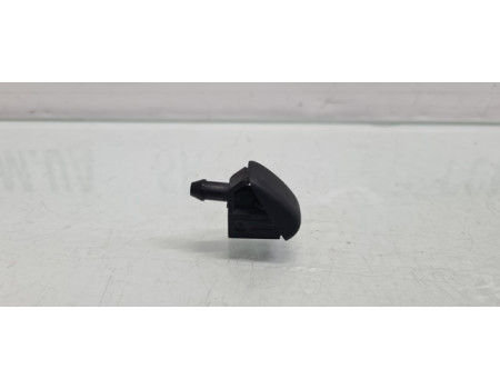 Форсунка омивача лобового скла Skoda Octavia Tour вживана 3B0955985 VAG (3B0955985)