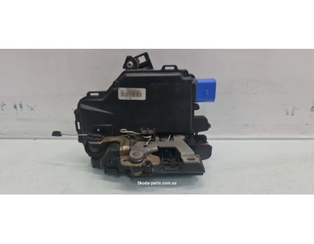 Замок дверей передній правий Skoda Fabia 3B1837016BP VAG (3B1837016BP)