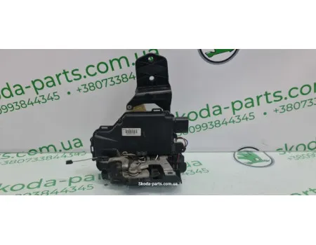 Замок дверей передній правий Skoda Superb 3B1837016CA VAG (3B1837016CA)