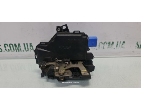 Замок дверей передній правий під личинку Skoda Fabia 3B1837016S VAG (3B1837016S)