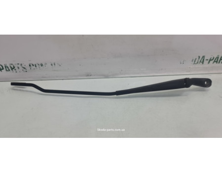 Двірник передній правий Skoda Superb 3B1955410 VAG (3B1955410)