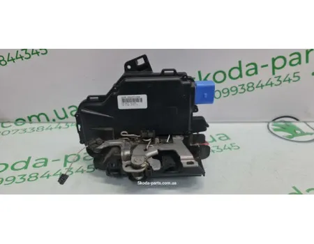 Замок дверей передній правий Skoda Fabia 3B2837016AB VAG (3B2837016AB)