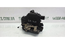 Замок задньої дверки правий Skoda Octavia Tour VAG (3B4839016AL)