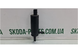 Насос омивача фар Skoda Octavia A5 3B7955681 VAG (3B7955681)