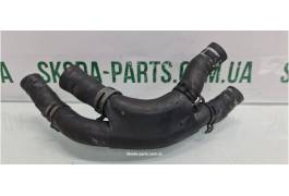 Патрубок системи охолодження двигуна 2.0tdi Skoda Superb 2 3C0121086L вживаний VAG (3C0121086L)