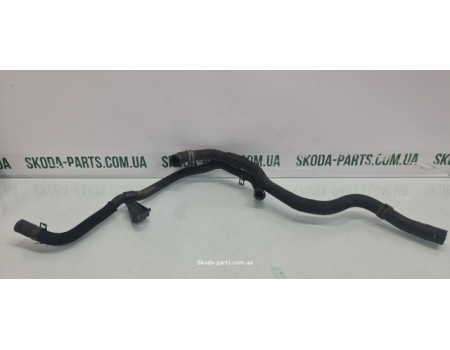 Патрубок системи охолодження двигуна Volkswagen Passat B6 3C0122101EN вживаний VAG (3C0122101EN)