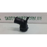 Муфта системи охолодження двигуна 2.0tdi Skoda Superb 2 VAG (3C0122291D)