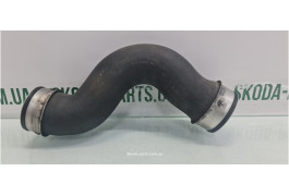 Патрубок інтеркулера правий Volkswagen Passat B6 3C0145832 вживаний VAG (3C0145832)