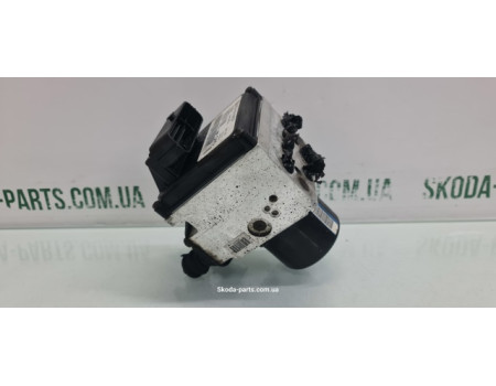 Блок управління АБС Volkswagen Passat B6 3C0614095P VAG (3C0614095P)
