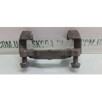 Скоба переднього гальмівного супорта Volkswagen Passat B6 3C0615125A VAG (3C0615125A)