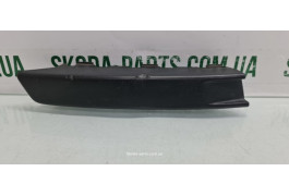 Молдінг переднього бампера правий Volkswagen Passat B6 3C0807646 вживаний VAG (3C0807646)