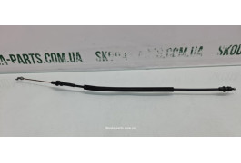 Тросік замка задньої лівої дверки Volkswagen Passat B7 3C0837017 VAG (3C0837017)