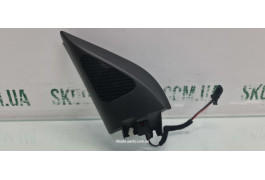 Кутик пищалки з пищалкою лівий Volkswagen Passat B6 3C0837993 VAG (3C0837993)