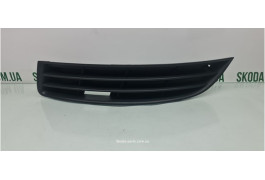 Решітка переднього бампера ліва Volkswagen Passat B6 3C0853665 VAG (3C0853665)