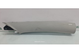 Накладка передньої стійки права матеріал Volkswagen Passat B6 3C0867234D VAG (3C0867234D)