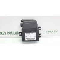 Блок керування (модуль) електромеханічного стояночного гальма Volkswagen Passat B6 TRW (3C0907801J)