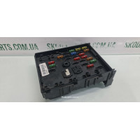 Блок запобіжників Volkswagen Passat B6 3C0937125 VAG (3C0937125)