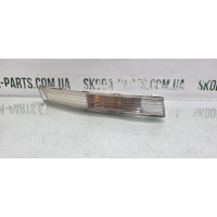 Вказівник повороту правий Volkswagen Passat B6 3C0953042L VAG (3C0953042L)