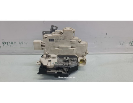 Замок дверей передній лівий Volkswagen Passat B6 3C1837015A VAG (3C1837015A)