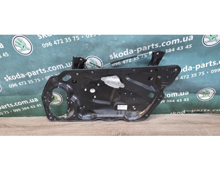 Склопідіймач передній правий Volkswagen Passat B6 3C18377561 VAG (3C18377561)