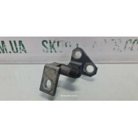 Завіса петля дверей задня ліва верхня Volkswagen Passat B6 3C4833401 VAG (3C4833401)