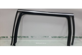 Ущільнювач скла дверей задній лівий комбі Volkswagen Passat B6 3C9839431C VAG (3C9839431C)