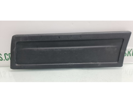 Накладка обшивки багажника ліва комбі Volkswagen Passat B6 3C9867463B вживана VAG (3C9867463B)