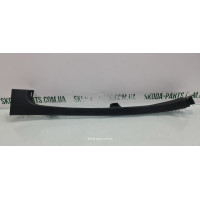 Накладка заднього лівого порога внутрішня Volkswagen Passat B6 3C9867765A VAG (3C9867765A)