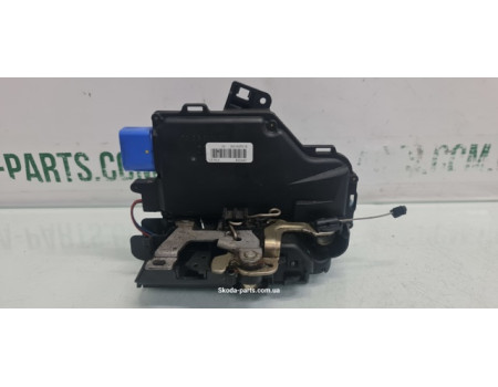 Замок дверей передній лівий Skoda Octavia A5 3D1837015 VAG (3D1837015)