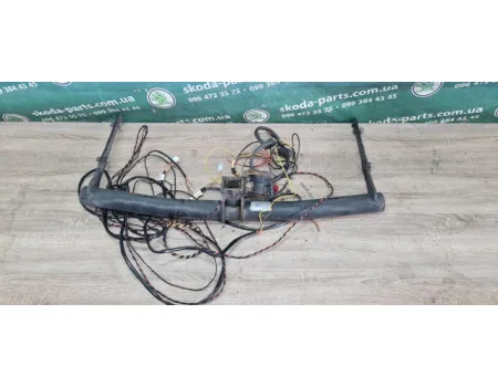 Форкоп Skoda Superb 2 універсал без гаку 3T0092155 VAG (3T0092155)