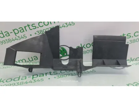 Дефлектор радіатора правий з пошкодженням Skoda Superb 2 3T0121284A VAG (3T0121284A)