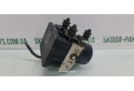 Блок управління АБС Skoda Superb 2 3T0614517 вживаний VAG (3T0614517)