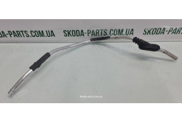 Направляюча тросу ручного гальма права Skoda Superb 2 3T0711952 вживана VAG (3T0711952)