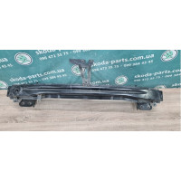 Підсилювач бампера переднього Skoda Superb 2 VAG (3T0807109B)