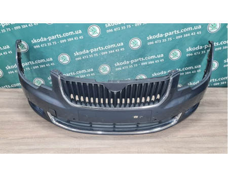 Бампер передній Skoda Superb 2 VAG (3T0807221)