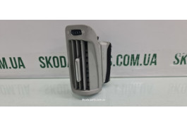 Дефлектор центральної стійки лівий Skoda Superb 2 3T0819383 вживаний VAG (3T0819383)