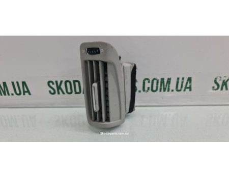 Дефлектор центральної стійки лівий Skoda Superb 2 3T0819383 вживаний VAG (3T0819383)