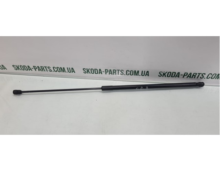 Амортизатор капота Skoda Superb 2 VAG (3T082335901S)