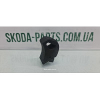 Направляюча опори капоту Skoda Superb 2 3T0823493 вживана VAG (3T0823493)