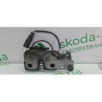 Замок капота Skoda Superb 2 3T0823509A VAG (3T0823509A)