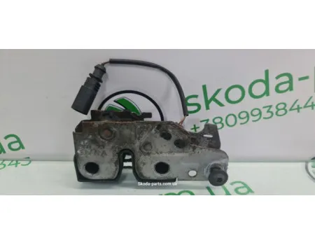 Замок капота Skoda Superb 2 3T0823509A VAG (3T0823509A)